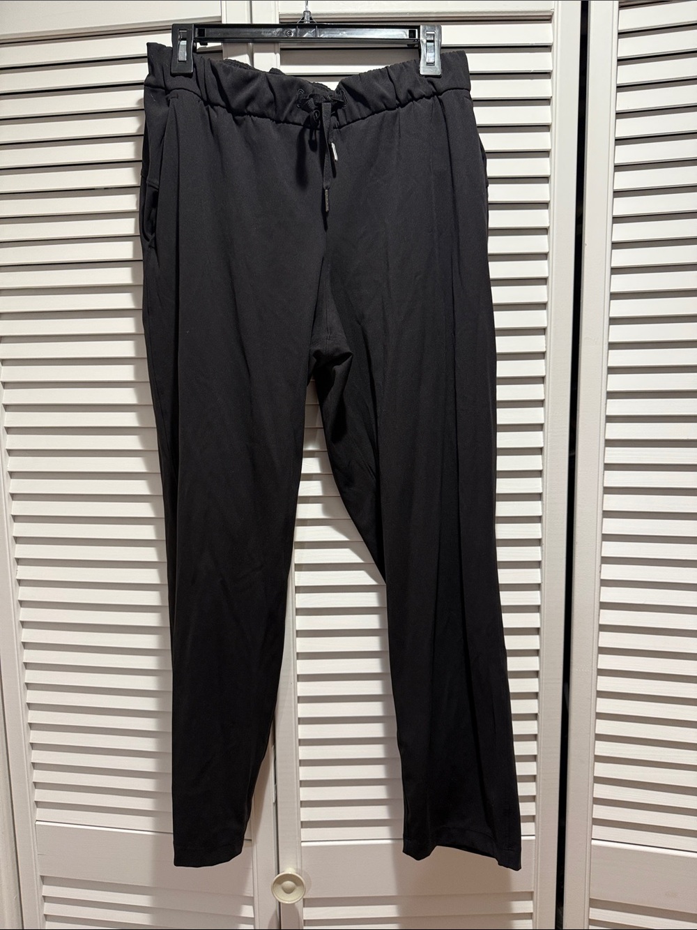 lululemon athletica on the fly pants - size 10